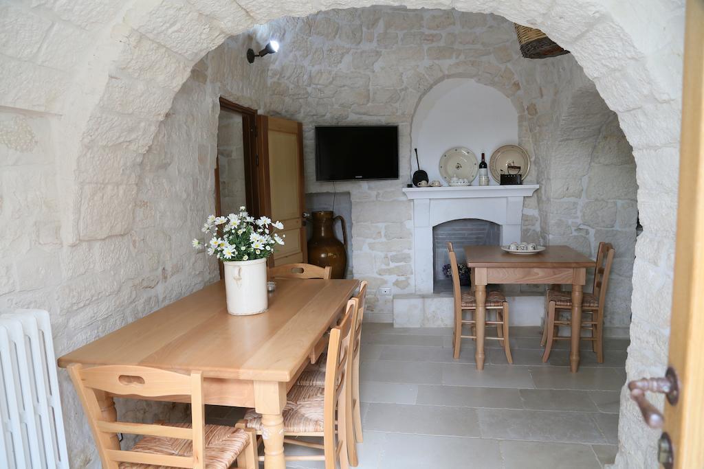 Trullo Montetrecarlini Villa Alberobello Room photo